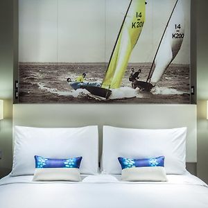 Deluxe Zimmer mit Kingsize-Bett